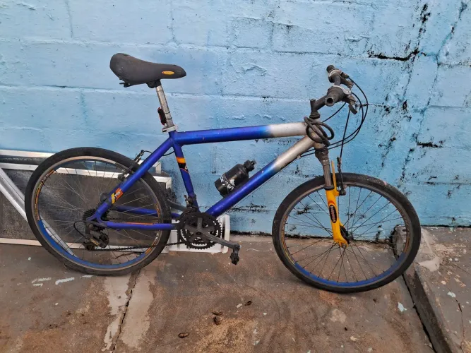 Vende-se bicicleta