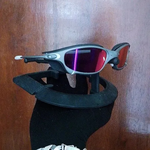 Juliete Oakley 