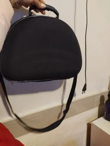 Nécessaire preta 