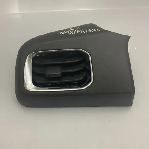 Difusor de Ar Esquerdo Cromado Chevrolet Onix prisma 2013 17