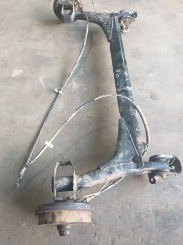 Eixo traseiro VW/gol G2 98/00 com cubo