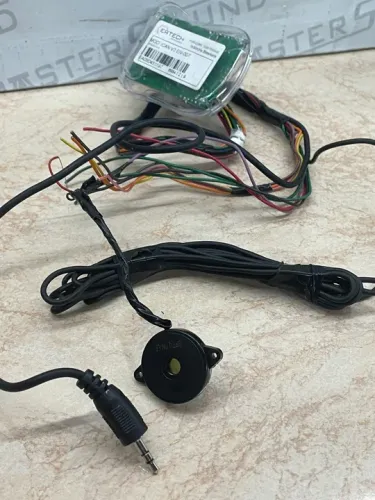 Interface para comando de volante para som multimídia instalado 