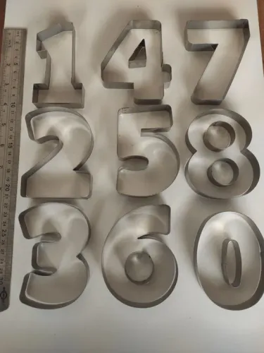 Cortadores de biscoito numeral