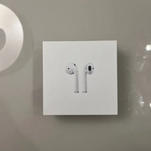 AirPods 2 Geração lacrado com garantia de 1 ano apple.
