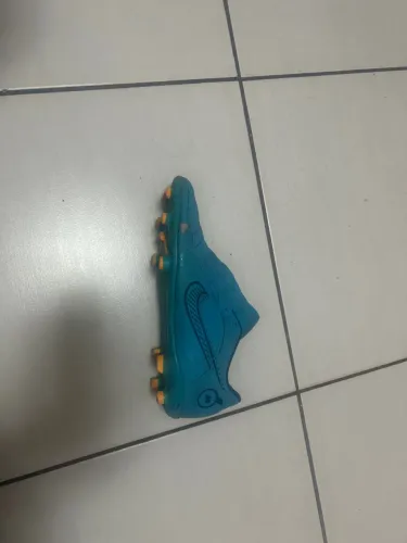 Chuteira Nike Azul - Tamanho 42/43
