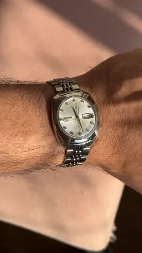Seiko 5 6119 automático 