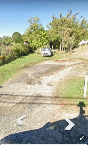 Busco terreno de mais 1.500m2 em Florianópolis