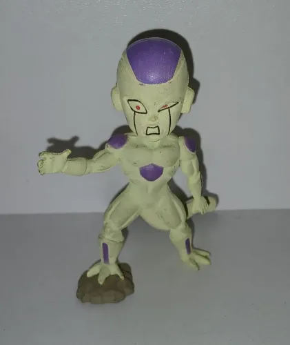 BONECO MINIATURA DRAGON BALL FREEZA
