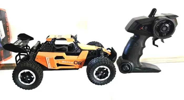 Carrinho de Corrida de Controle Remoto 22Cm Recarregável Bateria Grande Com Faróis Led