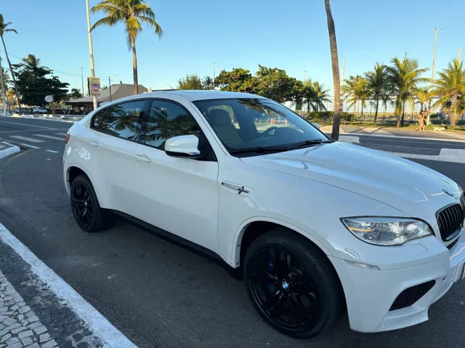 BMW X6 M 4.4 4X4 V8 32V Bi-turbo Aut. 2014