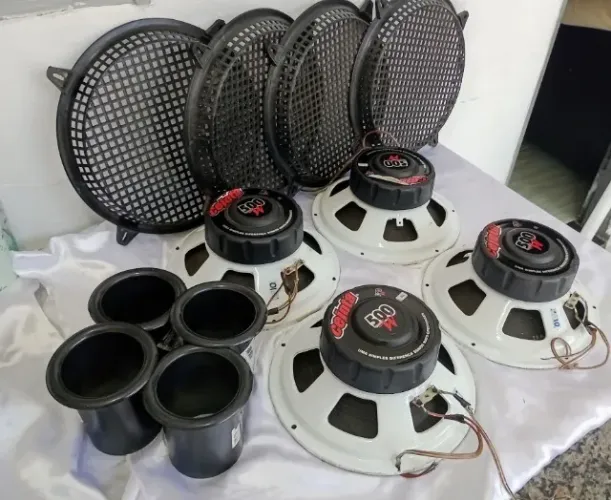 SOM AUTOMOTIVO CEJOTA KIT Alto-Falente e Twitter Profissinonal Cor Preto.