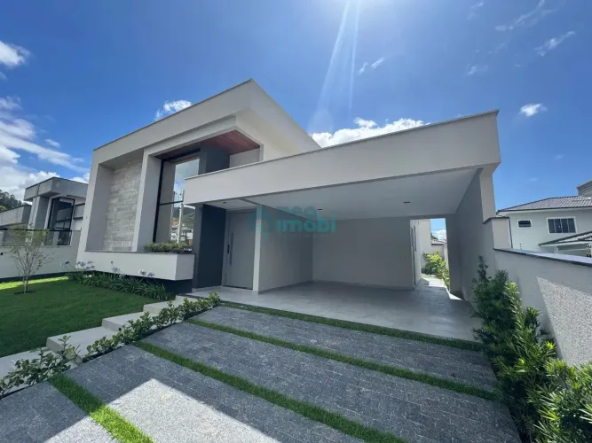 Casa Alto Padrão em São Sebastiao - Palhoça