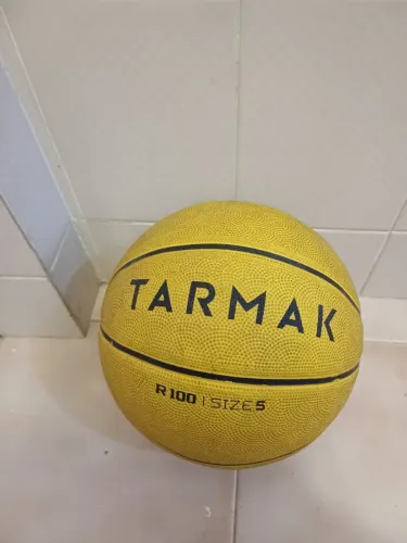 Bola de Basquete Tarmak R100 Tamanho 5