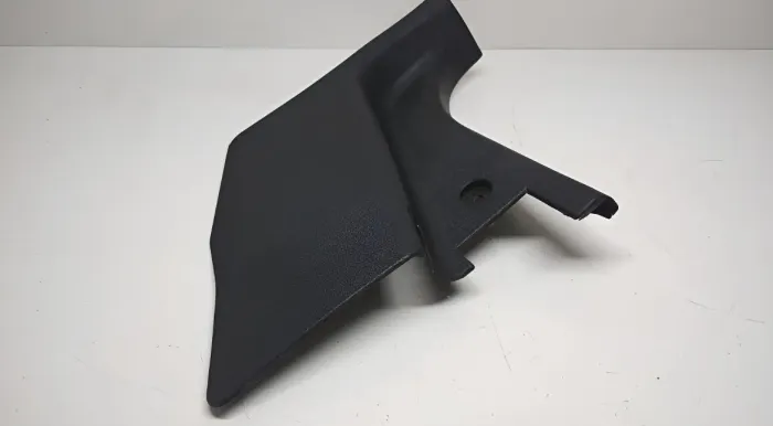 Moldura Porta Dianteira Esquerda 8l1867457b Audi A3 2001 Preto (Usado)