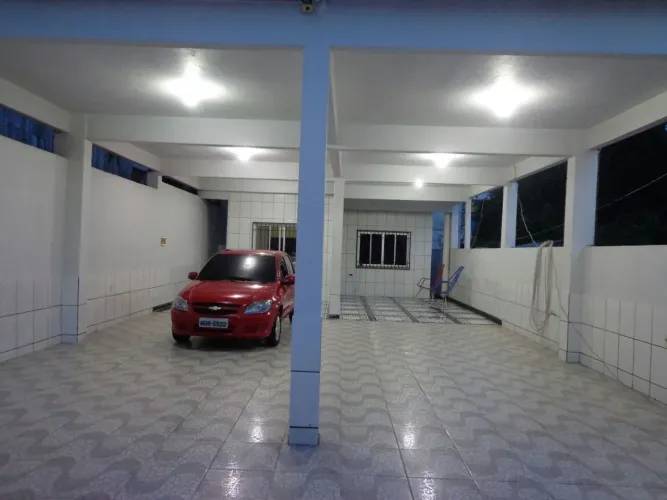 //Casa com quintal e garagem no São Geraldo