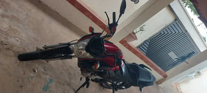 Fazer 150, foi pega em pagamento.