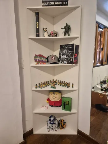 Estante de Canto Branca - Organização e Estilo