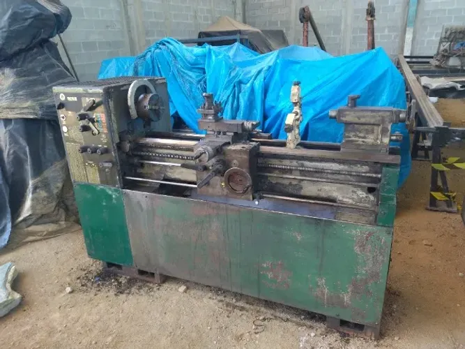 Torno mecânico Romi modelo S 20 