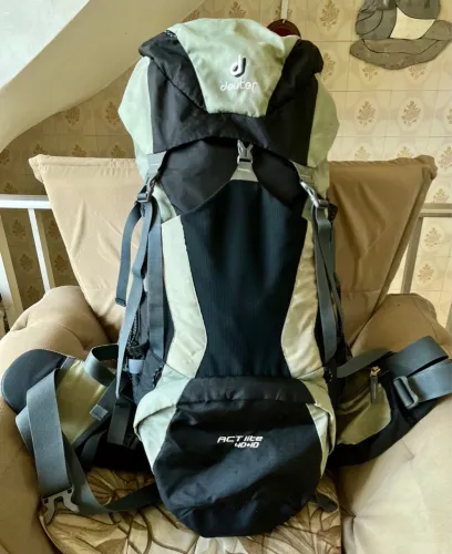 Mochila Deuter Act Lite 40+10