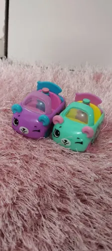 Lote Carrinhos e colecionáveis Shopkins