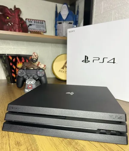 Playstation 4 PRO 1TB resolução 4K com 3 meses de garantia 