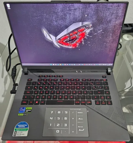 Notebook ASUS ROG Strix G16 (2024) G614JZR-N4067W