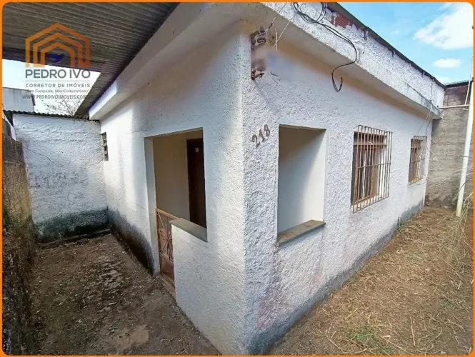 Casa para Venda em Lima Duarte, Vila Belmiro, 2 dormitórios, 1 banheiro