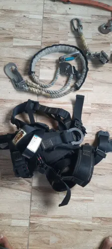 Cinto de Segurança tipo paraquedista para Trabalho em Altura