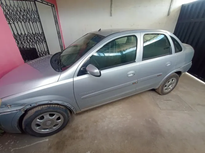 Chevrolet Corsa Sed. Premium 1.4 8V Econoflex 4P 2011