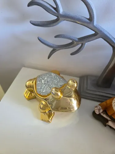 Escultura de Sapo Dourado da fortuna