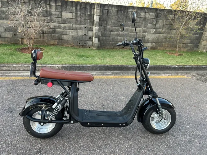 Moto/scooter elétrica X11 novinha 2000W ano 2024