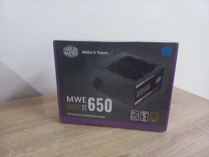 Fonte Cooler Master MWE 650 Bronze V2, 650W, 80 Plus Bronze