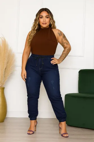 Calça Jeans Jogger + Blusa Social Marrom 
