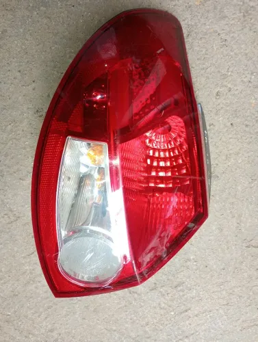 Lanterna esquerda Ford Ka 2008/2013