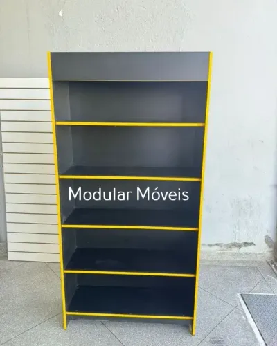 Estante Prateleira com Testeira e Fitado Colorido - MDF Preto 