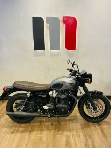 BONNEVILLE T120 BLACK 2025