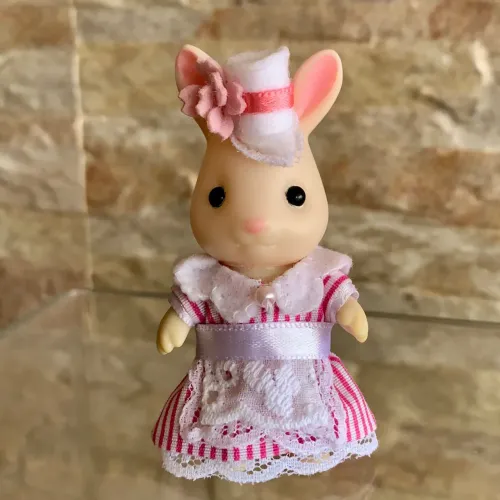 Roupinha Leiteira Irmão Sylvanian Families