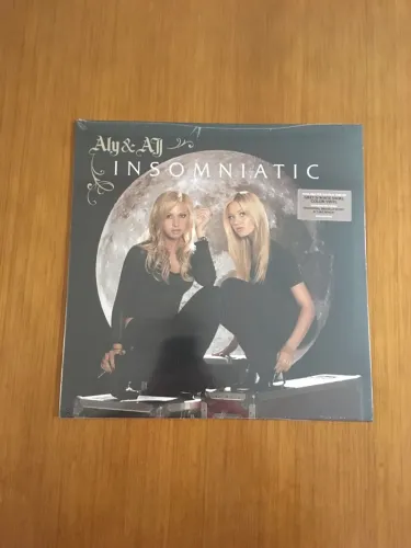Vinil Aly & AJ - Insomniatic