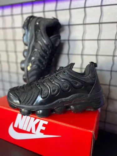 Nike Air Max Plus TN VaporMax - Preto