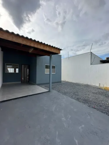 Casa Nova a Venda no Jardim Comodoro