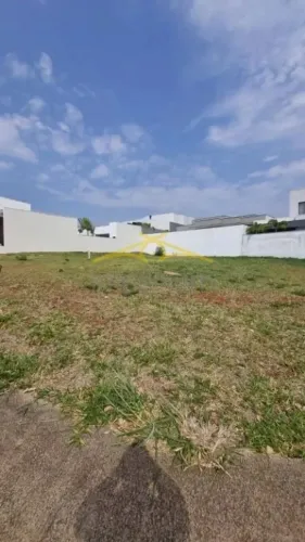 Terreno à venda em condomínio Pau Brasil, Americana