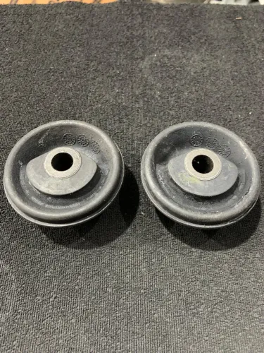 Bucha Eixo Traseiro Gol G4 Parati Saveiro Original Vw 377501541