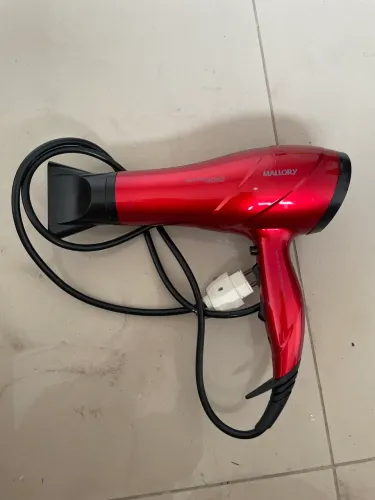 Secador de cabelos Bi volt