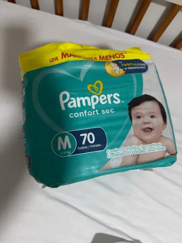 Fraldas Pampers TAM: M
