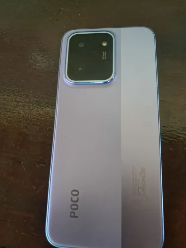 Poco C85 , 8 gb ram , 256 gb de memória interna .