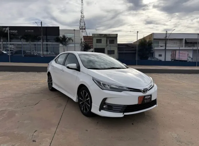 Toyota Corolla Altis 2.0 Flex 16V Aut. 2018