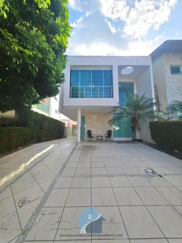 Casa no Condomínio Quinta das Laranjeiras - Flores