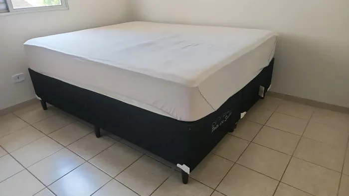 Cama queen