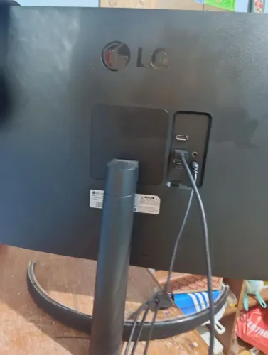 VENDO MONITOR 4 K