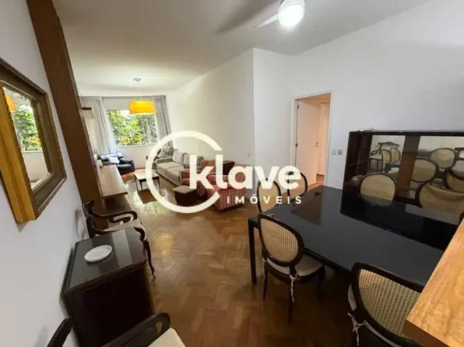 Apartamento : Padrão / Residencial / Copacabana